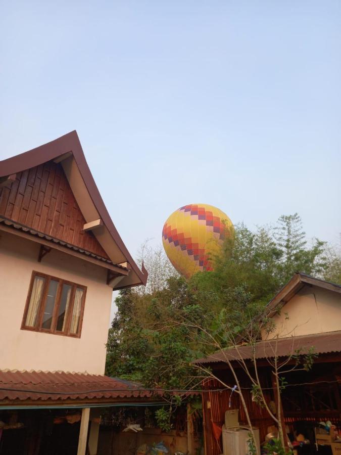 Riverside Garden Hostel Vang Vieng Exterior photo